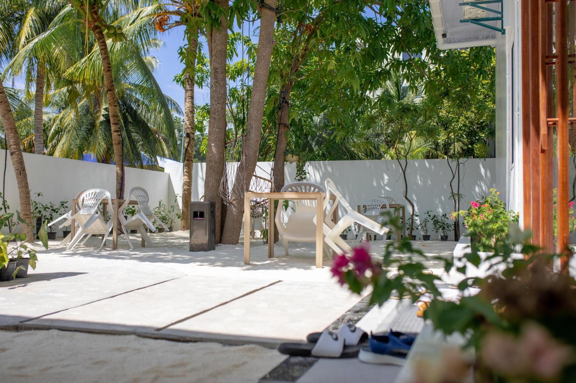 Aqua Heaven Inn Mathiveri Exterior photo