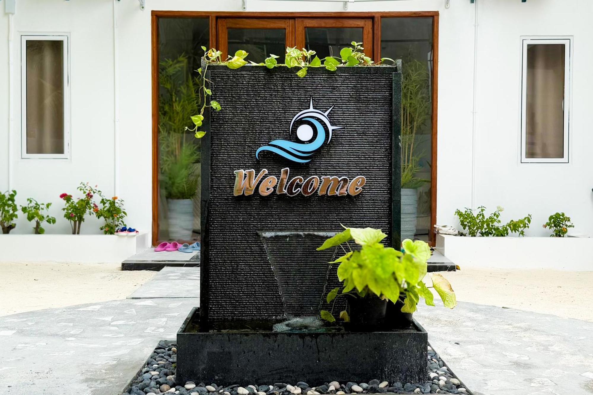 Aqua Heaven Inn Mathiveri Exterior photo